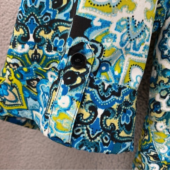 Catherines Boho Print Button Up Half Sleeve Shark Bite Hem Blouse Sz 2X - Picture 4 of 9